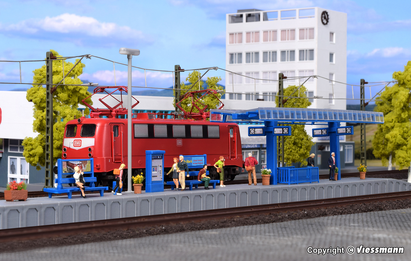 Kibri 39557 Moderner Bahnsteig mit LED-Beleuchtung