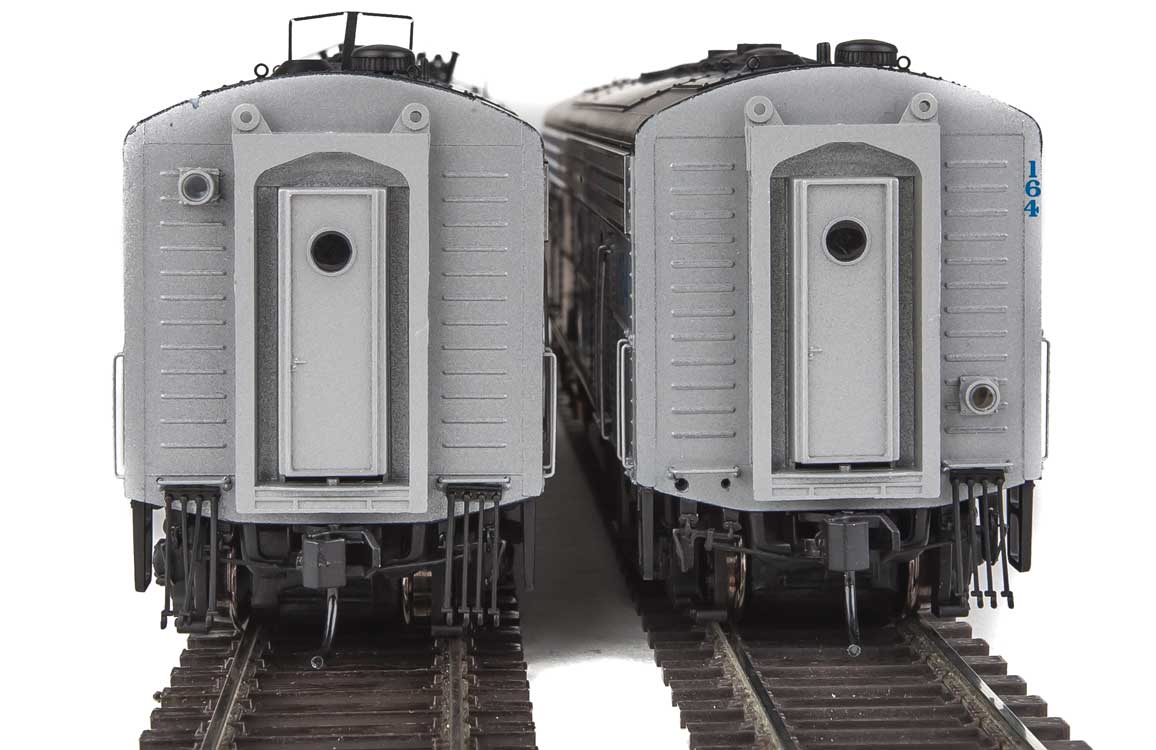 WalthersProto 49513 Amtrak Dieselloks FP7/F7B #121/164