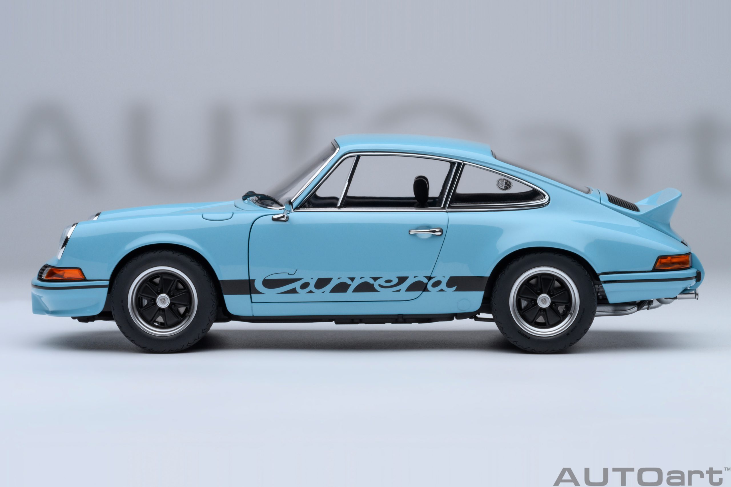 AUTOart 78032 Porsche 911 Carrera RS 2.7 blau (1973)