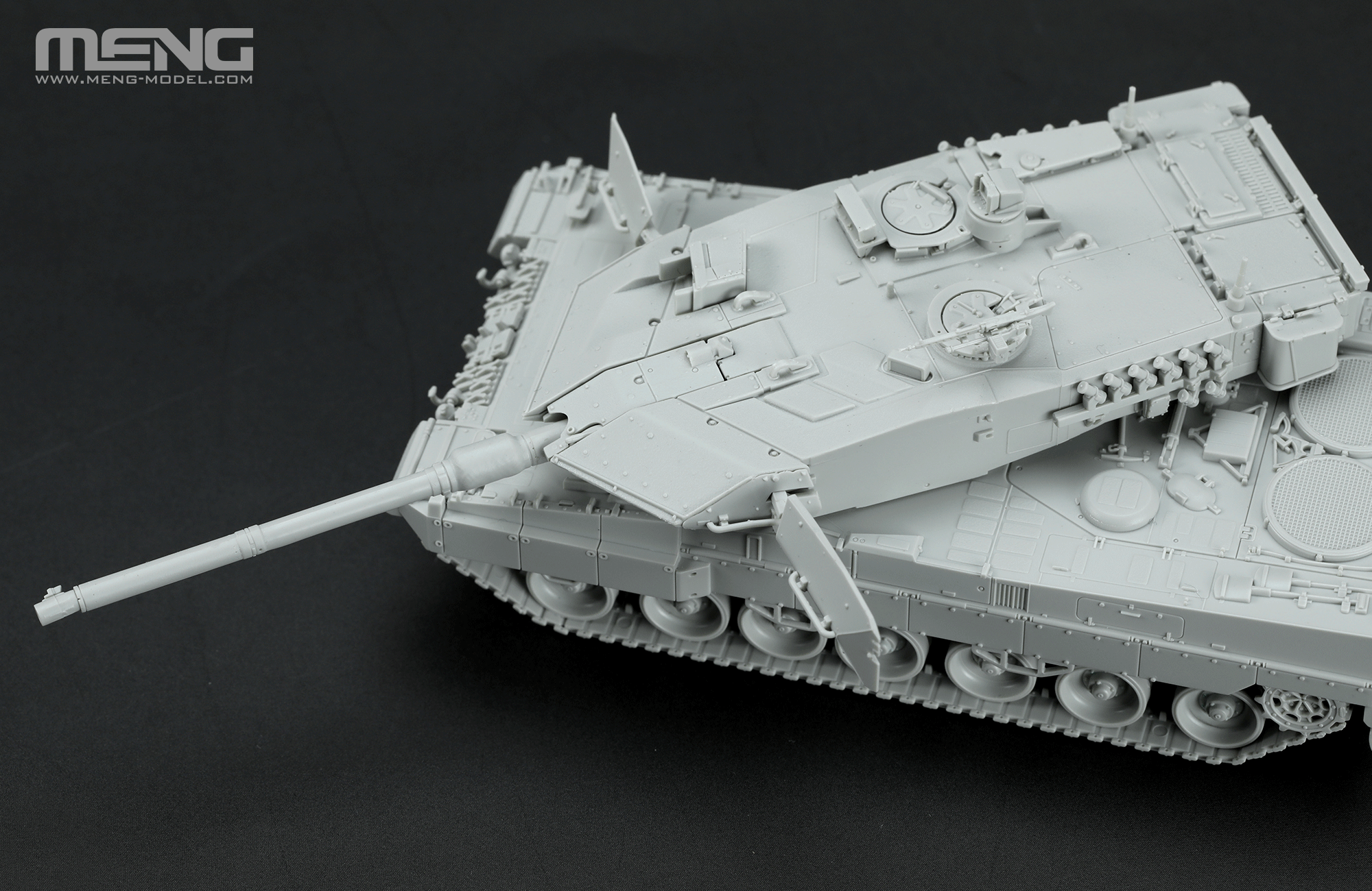 MENG 72-002 German Main Battle Tank Leopard 2 A7