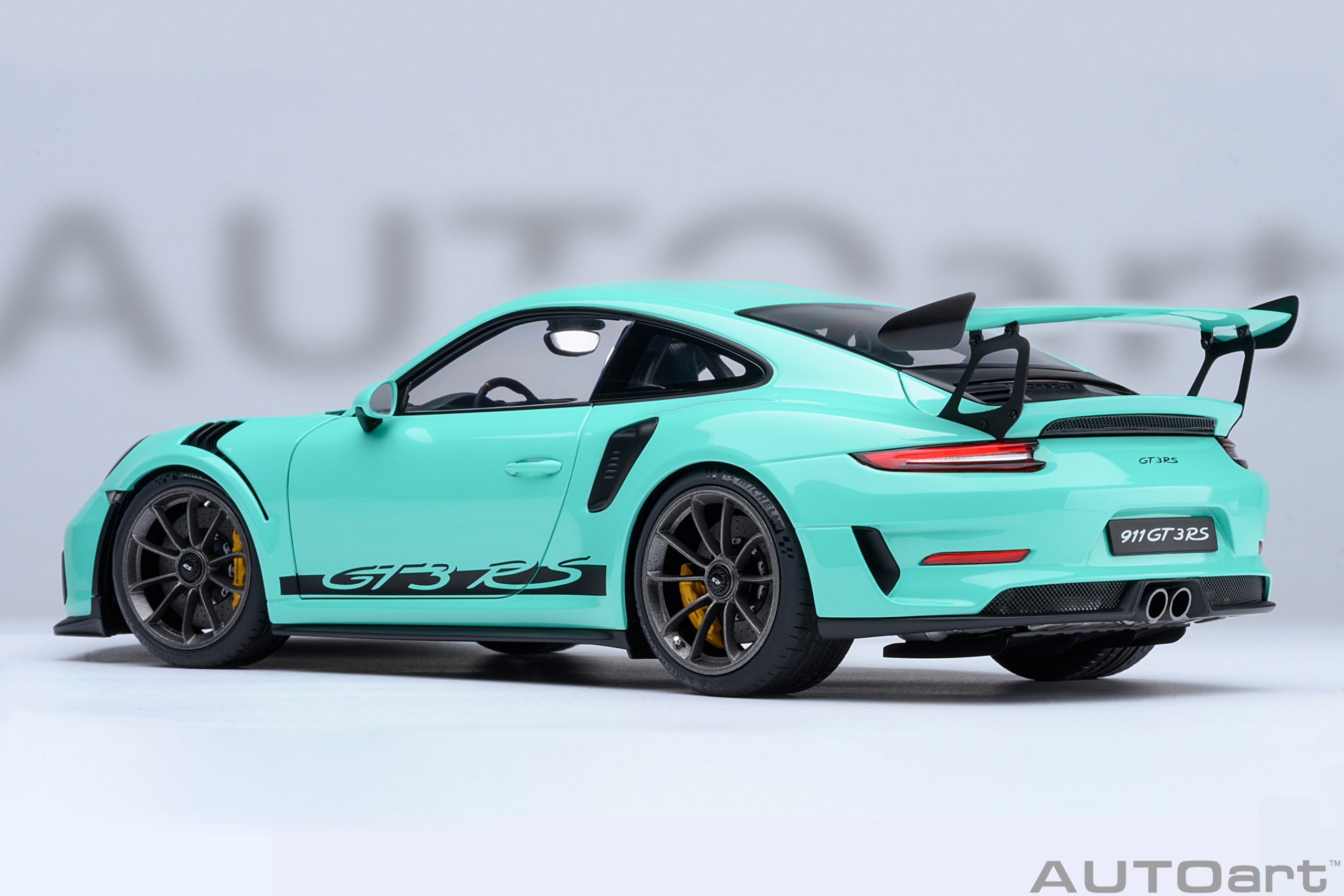 AUTOart 78181 Porsche 911(991.2) GT3 RS 2017 grün
