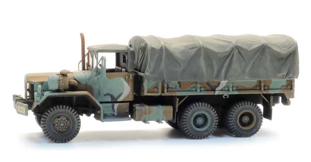 6870703 M813A1 Cargo Truck camouflage US Army