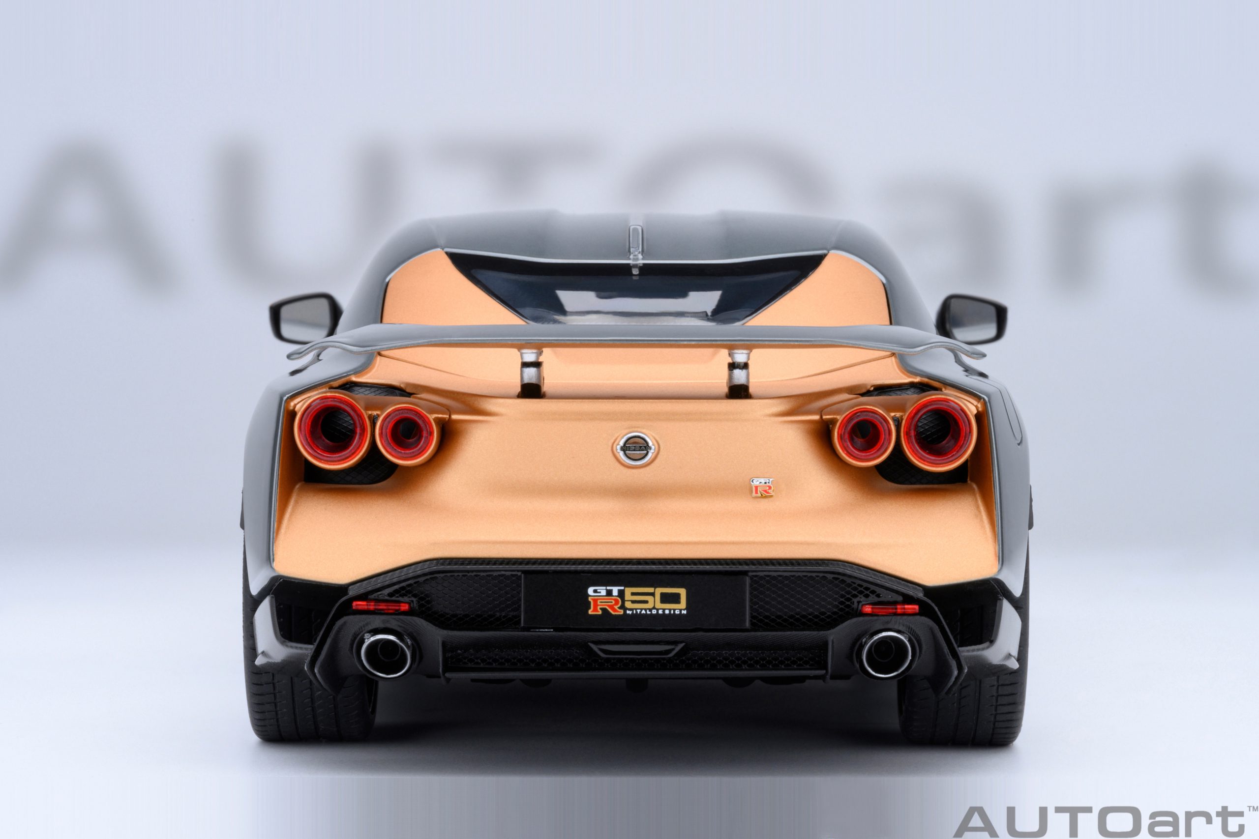 AUTOart 77510 Nissan GT-R50 by Italdesidn liquid kinet