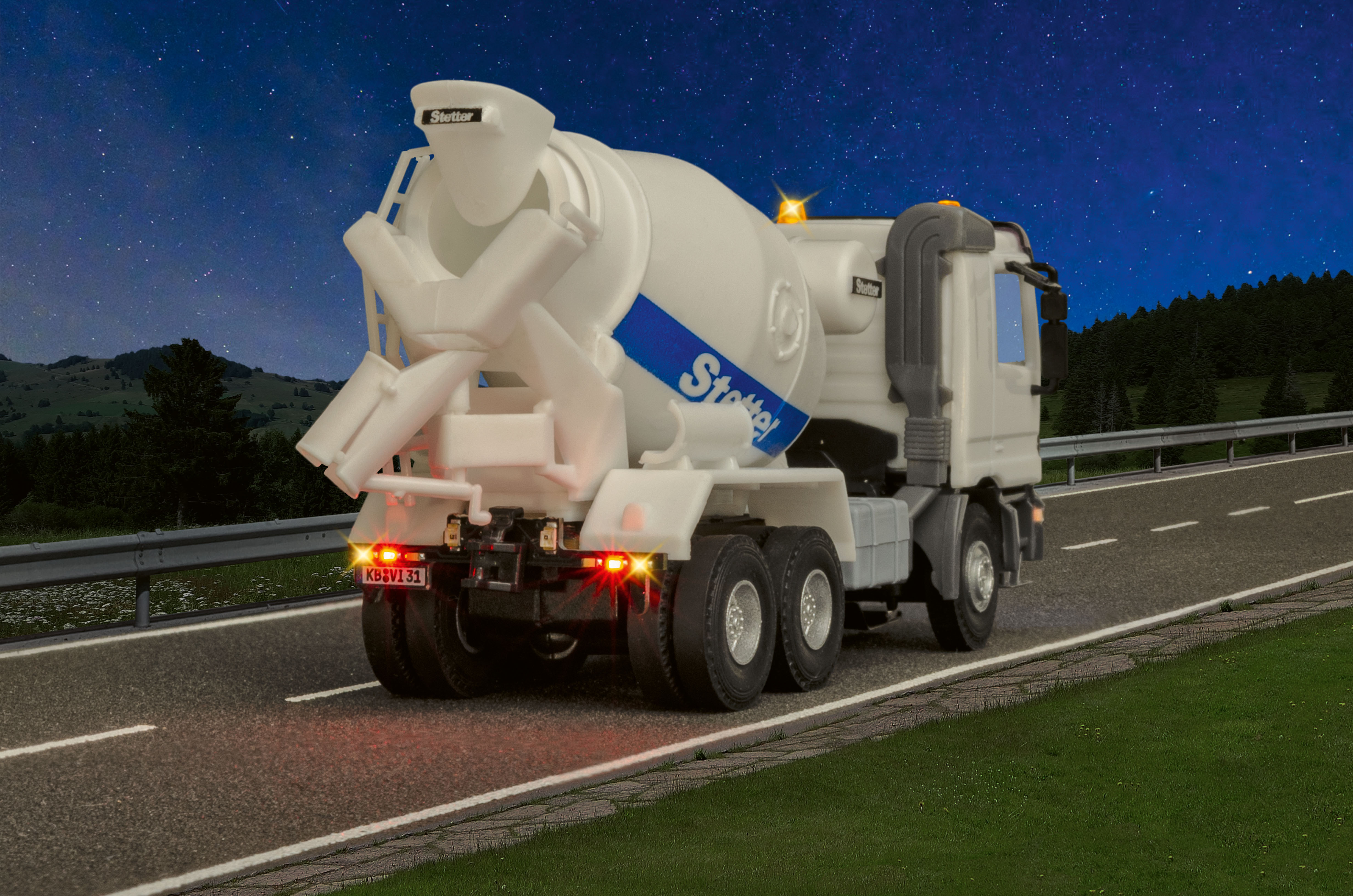 Viessmann 8031 CarMotion: MB Actros Betonmisch-Lkw