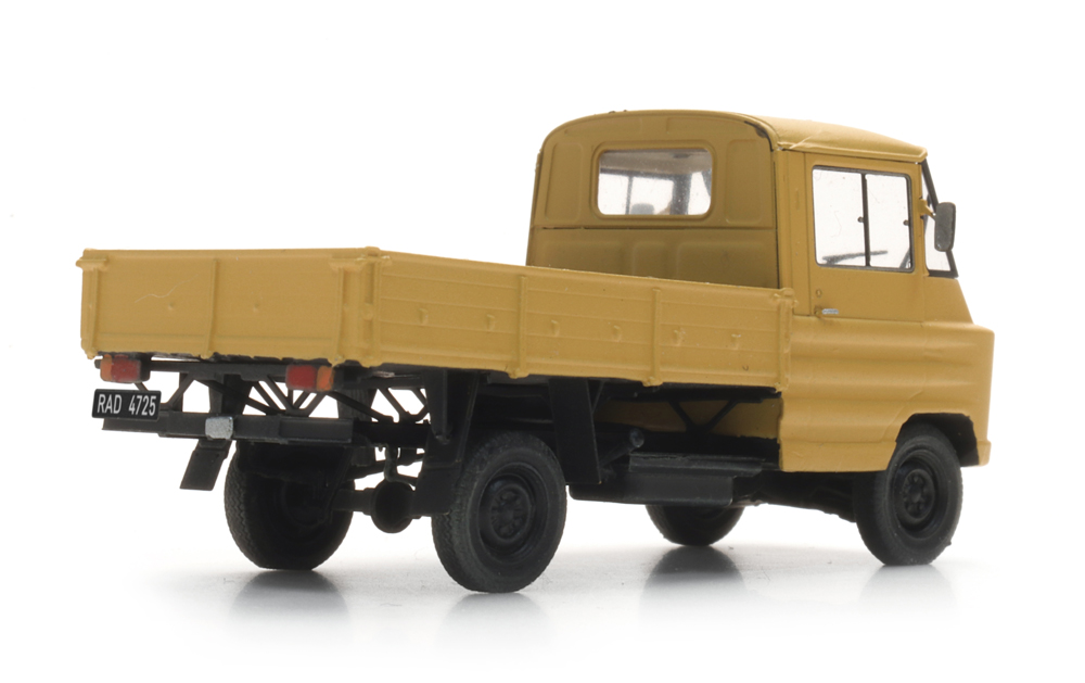 Artitec 387.743 Zuk A11 Pritschenwagen gelb