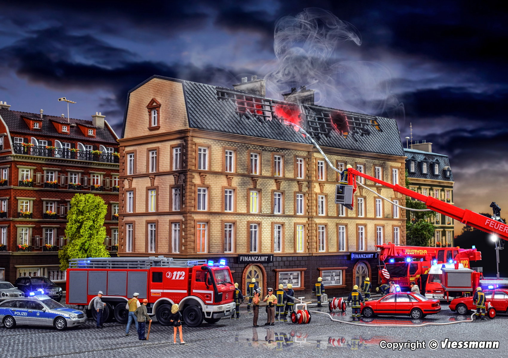 43785 Brennendes Finanzamt