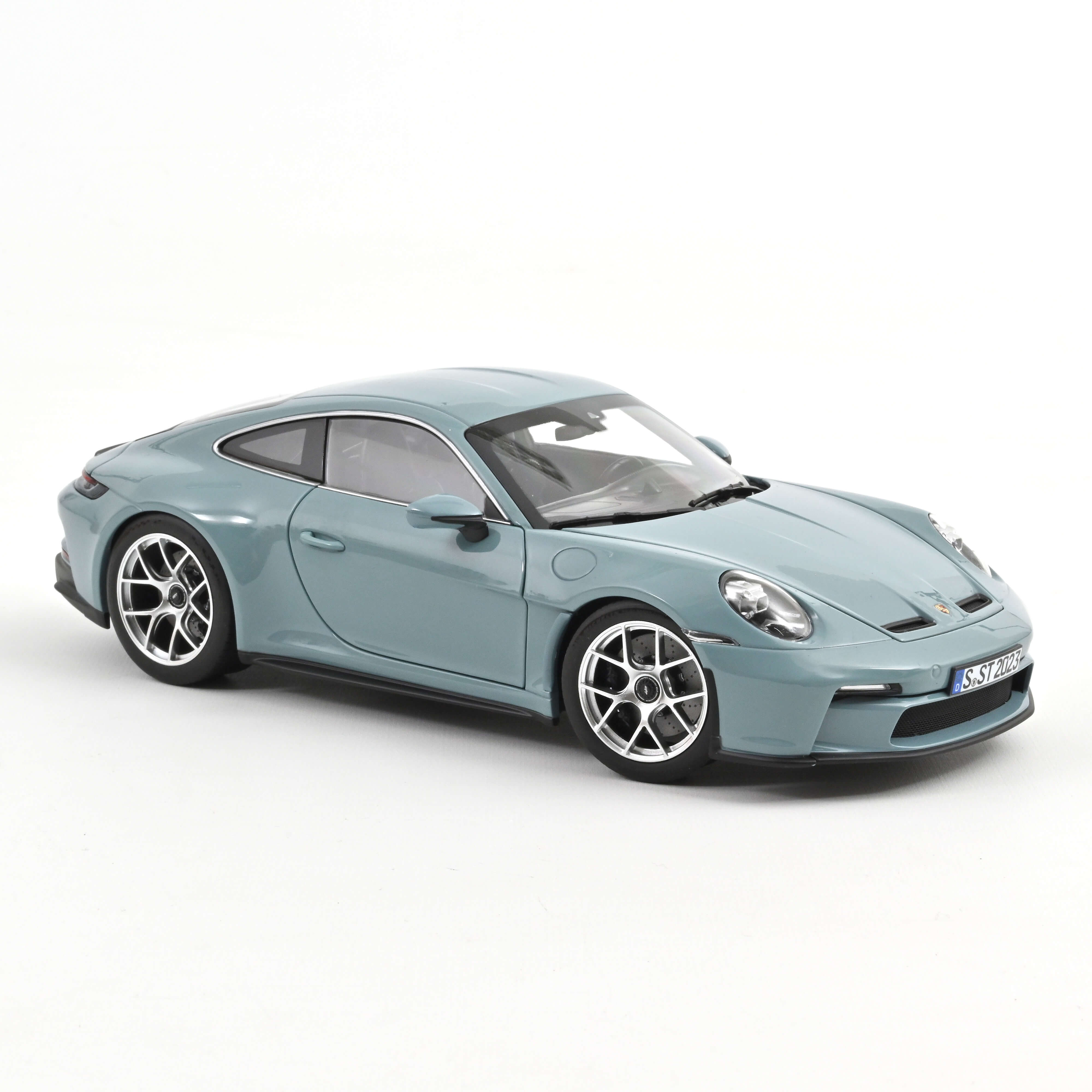 Norev 187470 Porsche 911 S/T Meissenblue (2023)