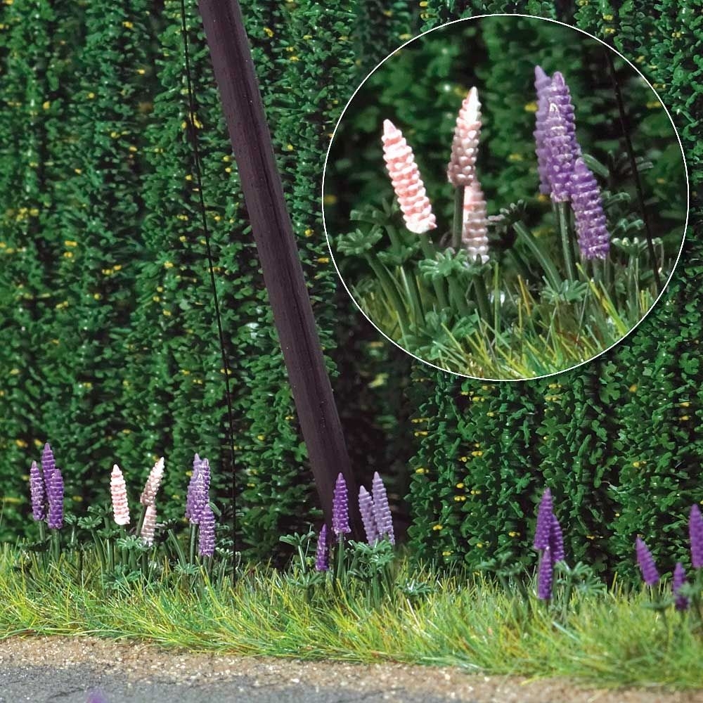 1217 Wild-Lupinen-Stauden