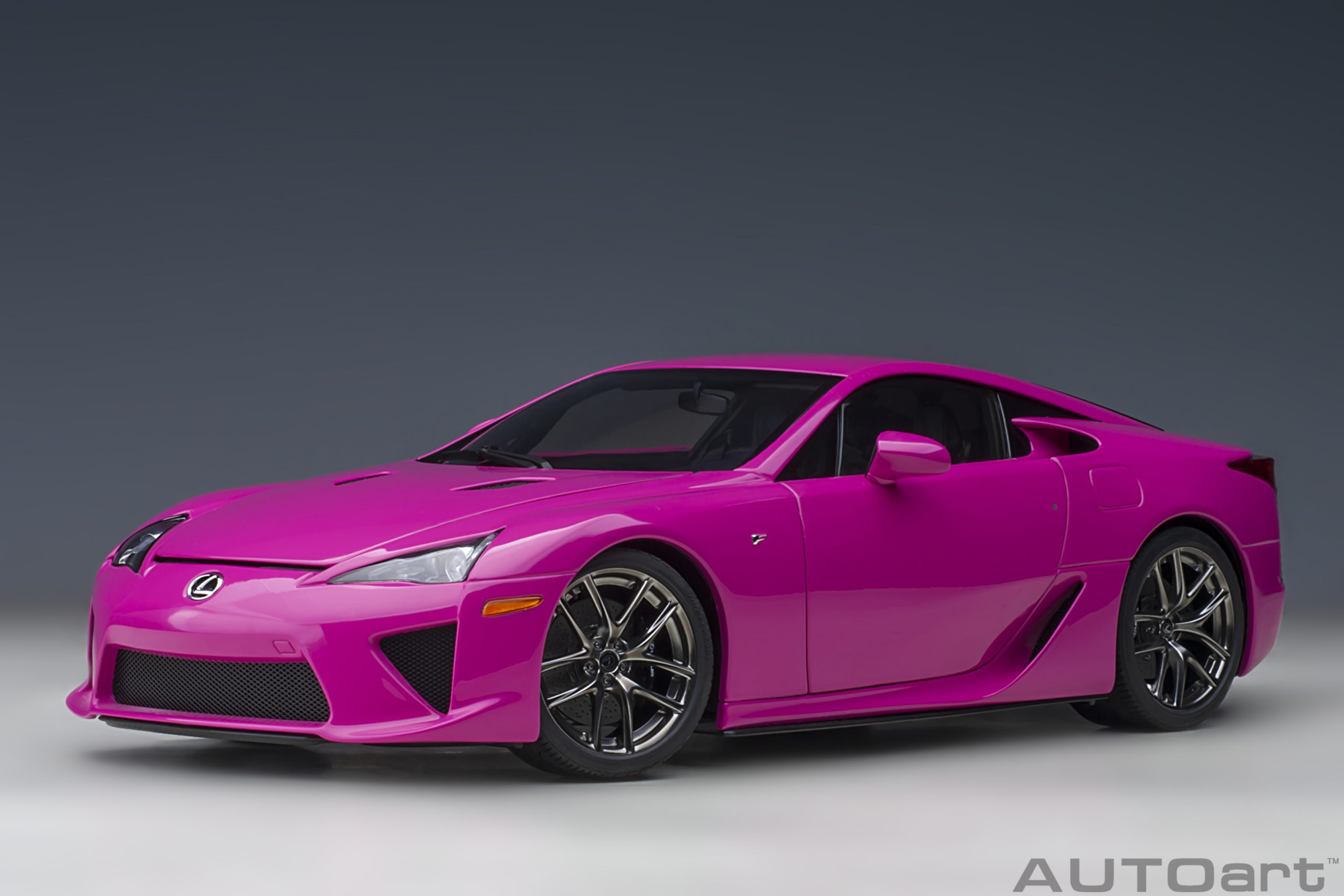 78859 Lexus LFA  2010 - pink