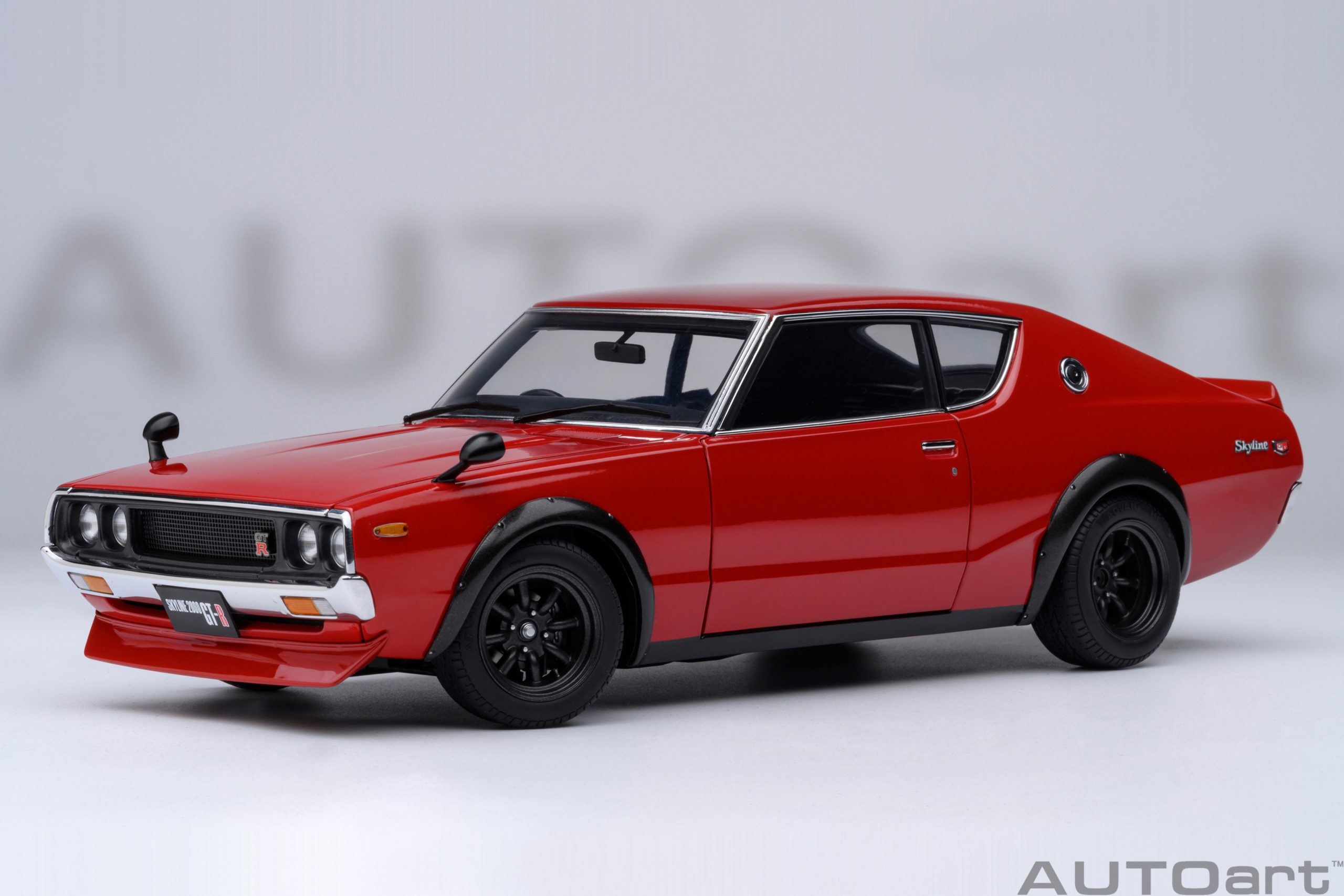 77468 Nissan Skyline 2000 GT-R (KPG110) rot