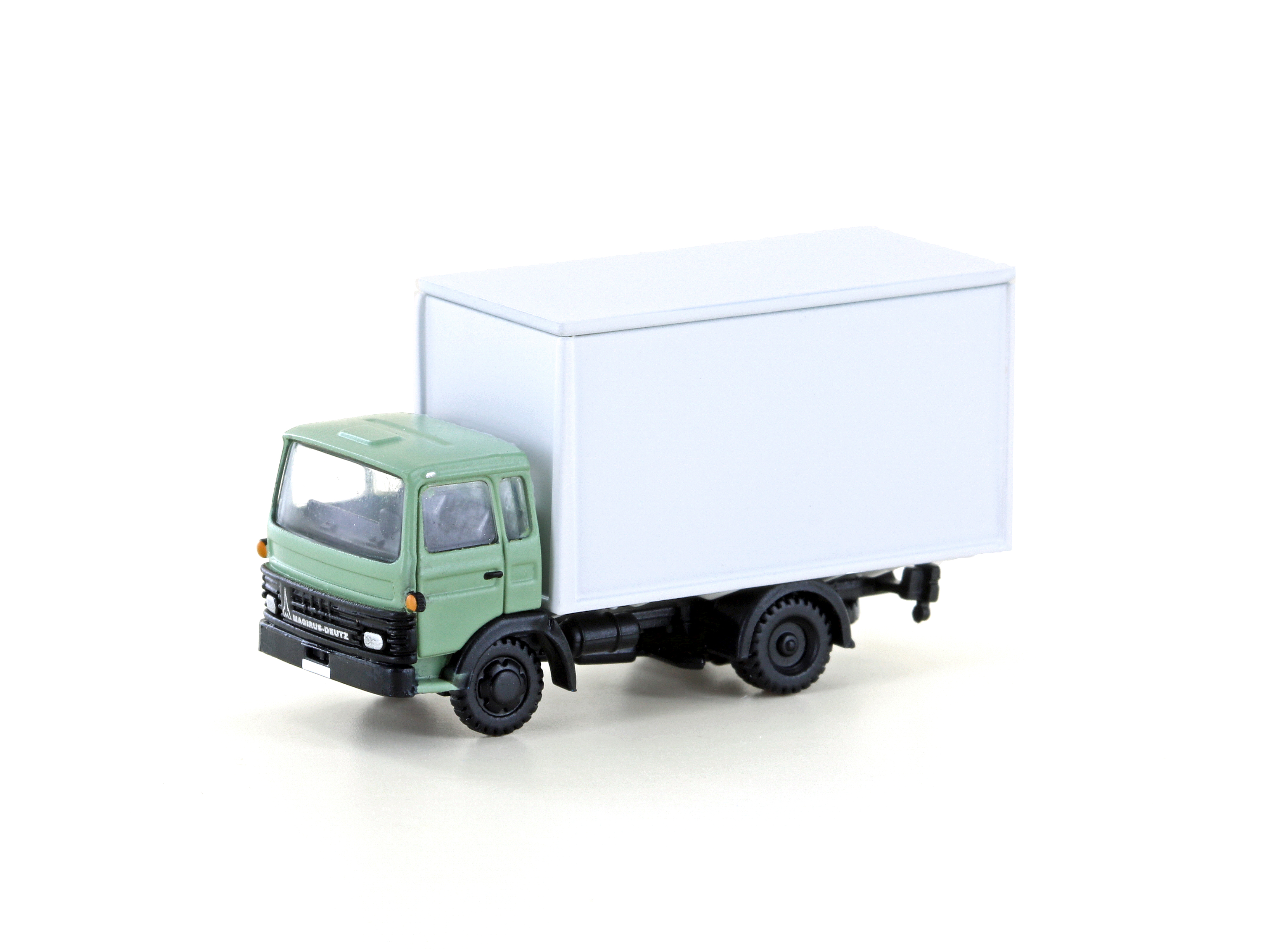 4802 Magirus MK 130M8 mit Koffer neutral