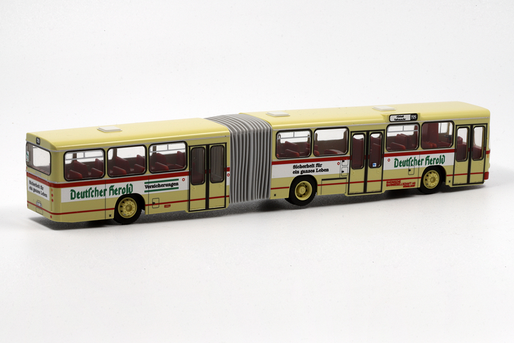 Rietze 75103-3 MAN SG192 Rheinbahn/Deutscher Herold