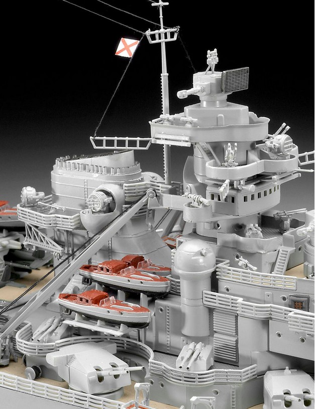 Revell 05040 Battleship Schlachtschiff Bismarck