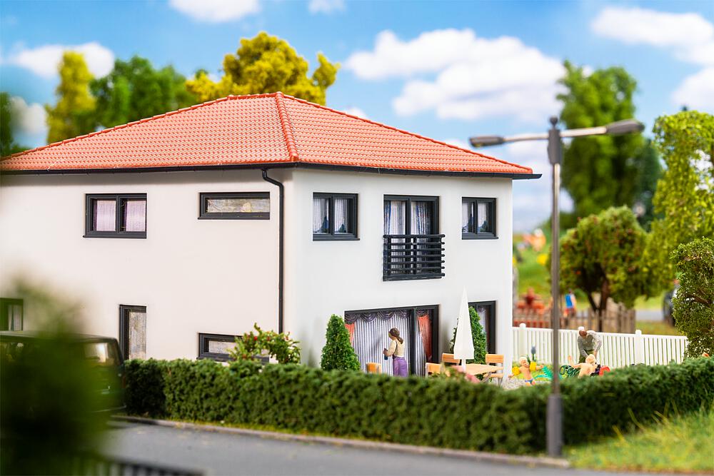 130648 WeberHaus ModernLife