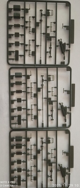 221400156 Set Antennen, Aggregate und Zubehör