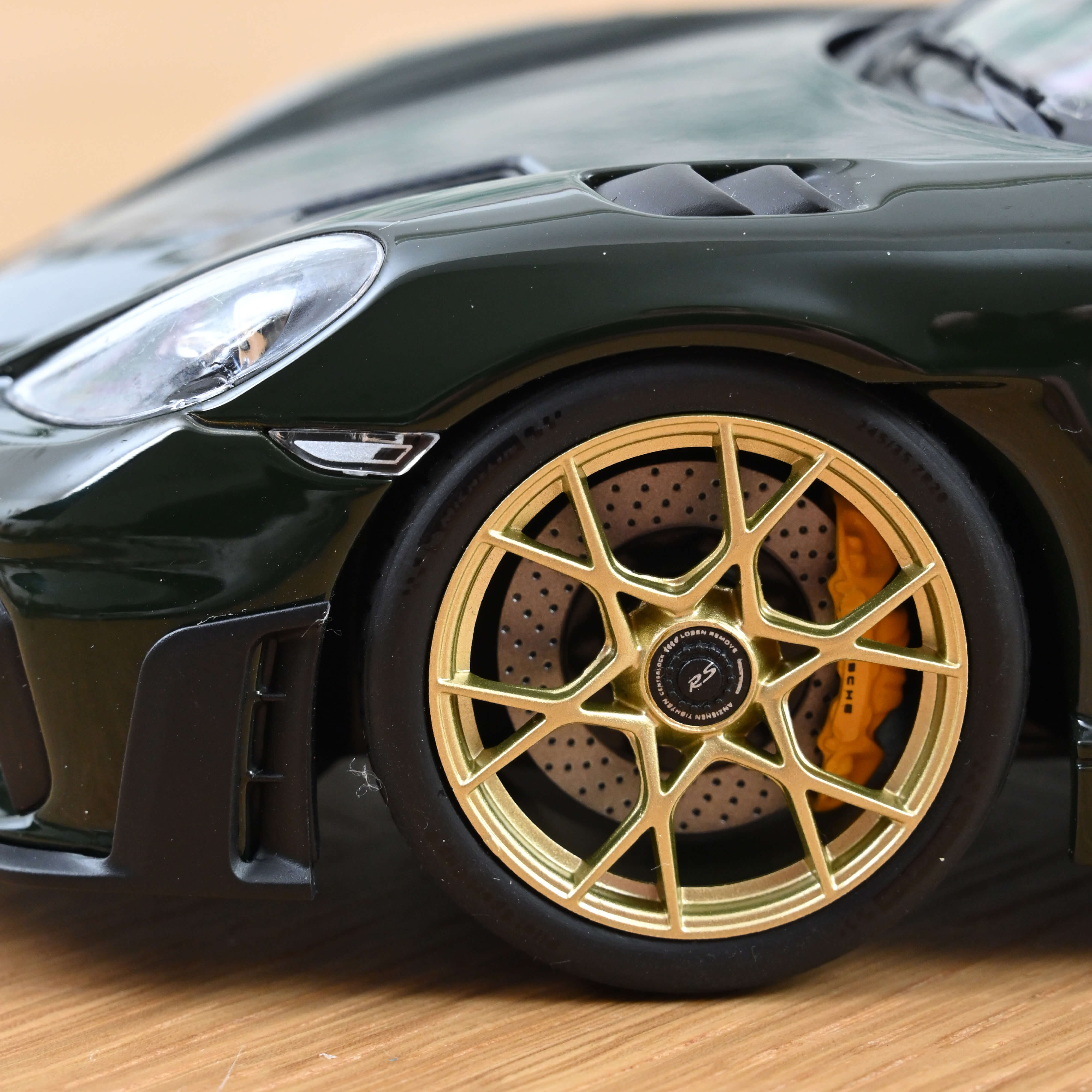 Norev 187250 Porsche Cayman GT4 RS w/Weissach green