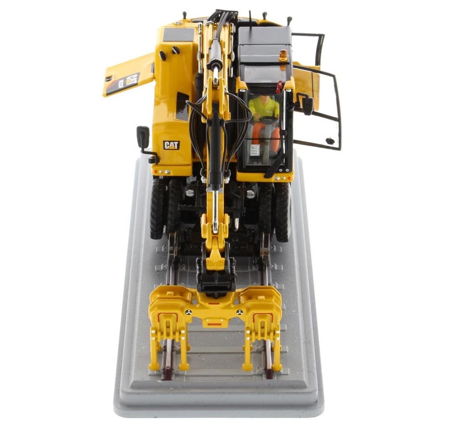 DM Diecast Masters 85661 Cat M323F Rail / Zweiwegebagger gelb