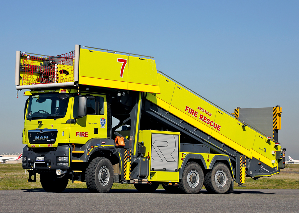 Podszun 1037 Feuerwehrfahrzeuge auf MAN 2