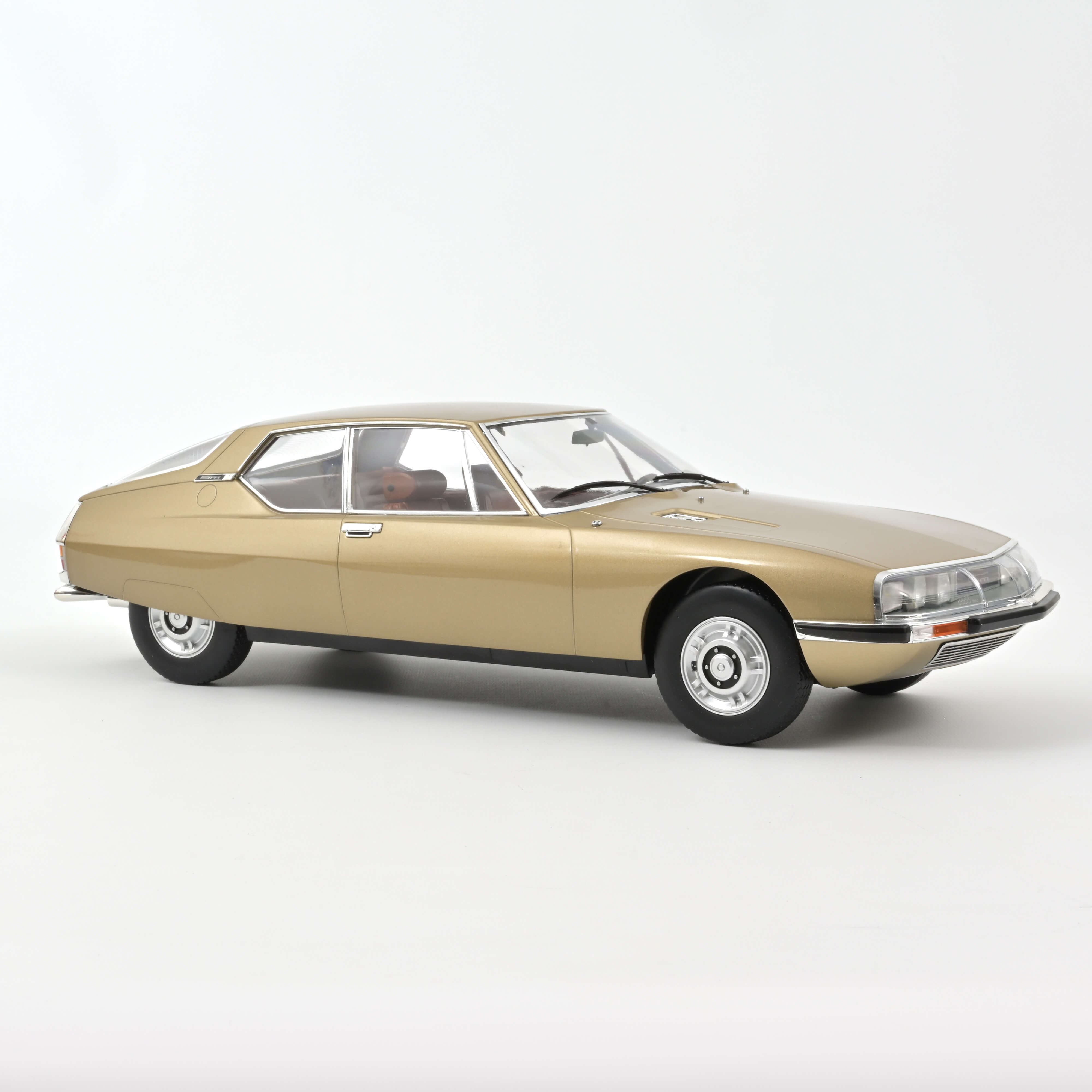Norev 121700 Citroen SM sable-met. (1971)