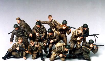 35207 Fig.-Set Russ. Infantry Angriff
