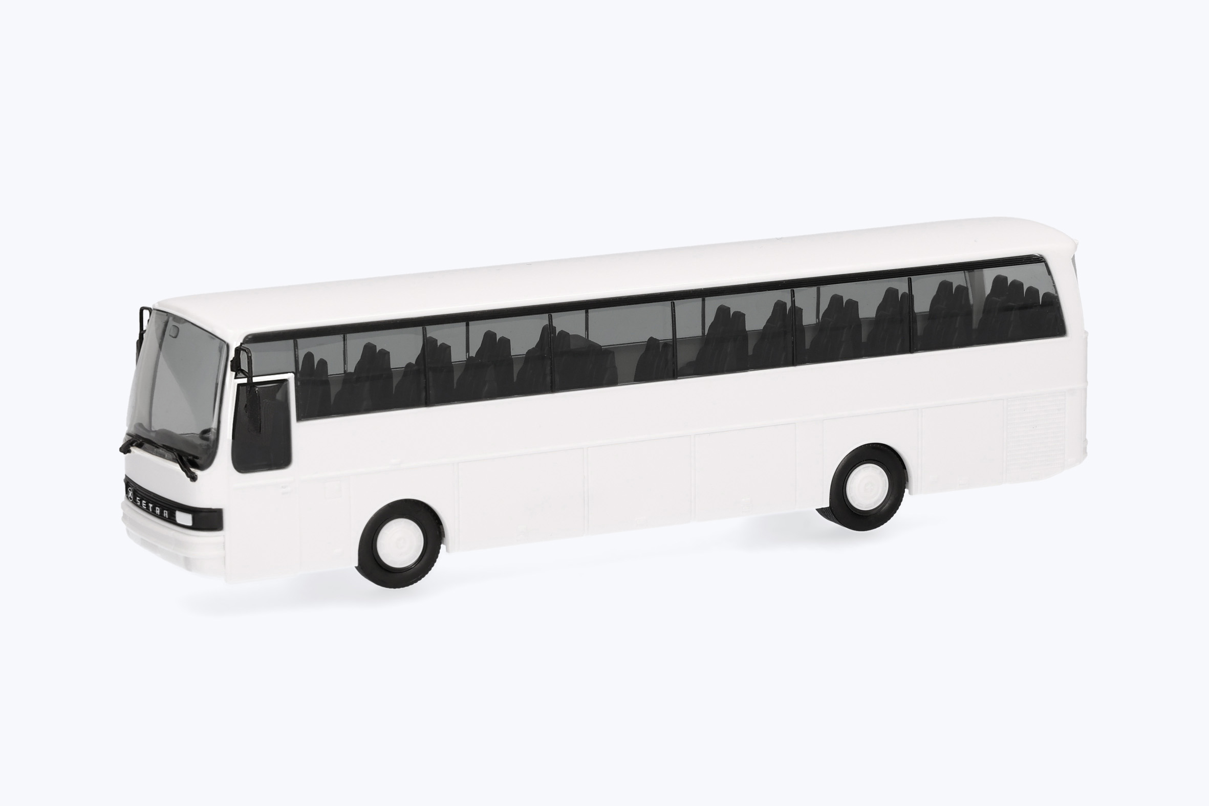 014311 MiniKit: 1x Setra S215 HD weiß