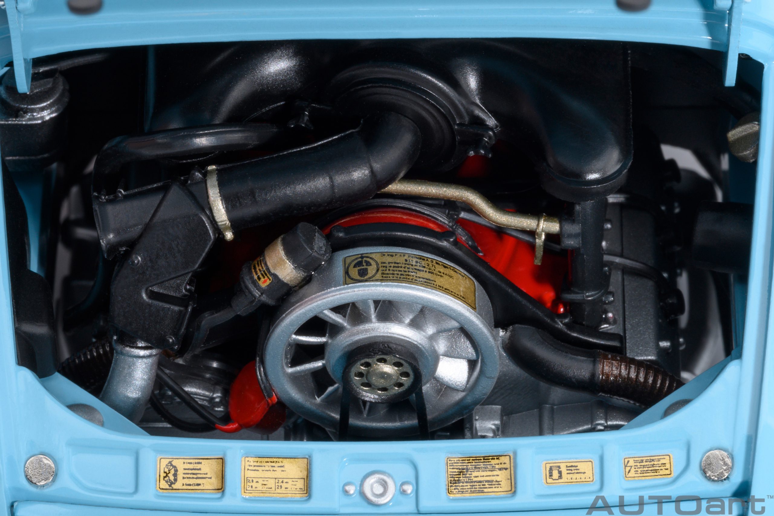 AUTOart 78032 Porsche 911 Carrera RS 2.7 blau (1973)