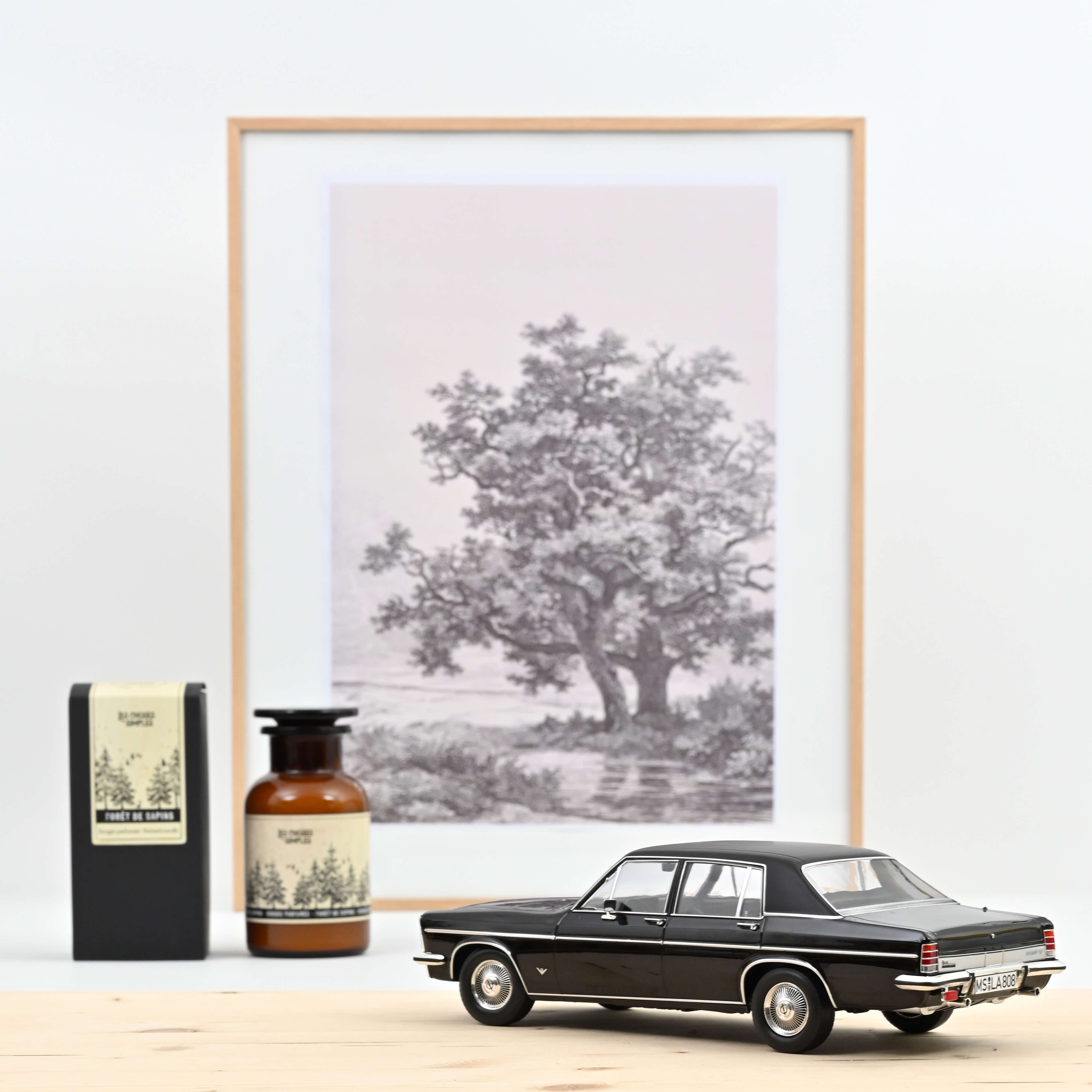 Norev 183687 Opel Diplomat V8 Lim. schwrz (1969)