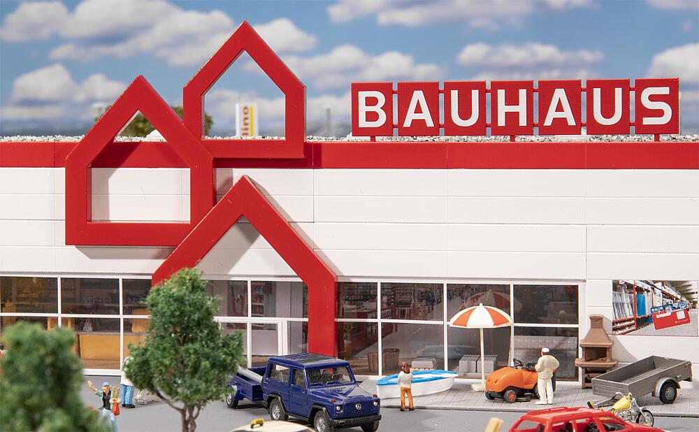 130889 Baumarkt, Reliefmodell Systembau