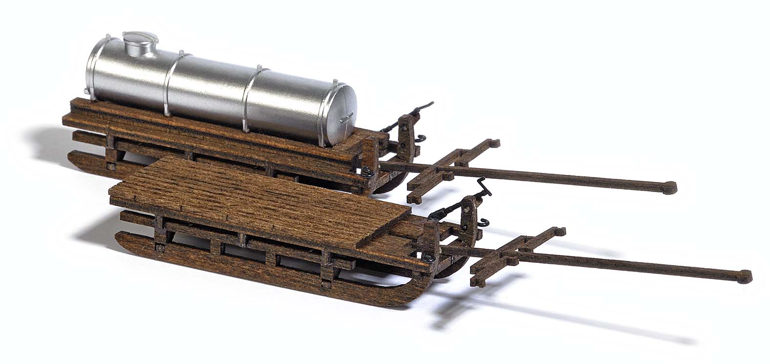 1631 Zwei Transportschlitten