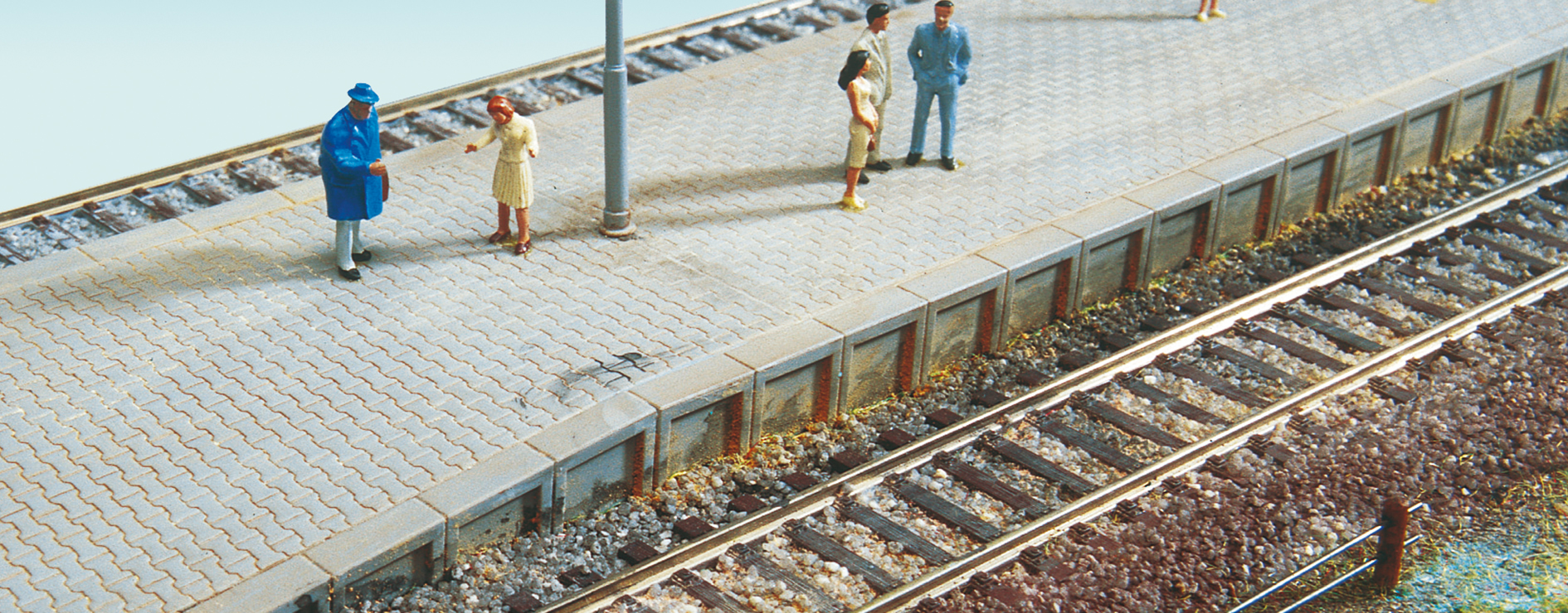 2869 Bahnsteigkanten, 2 St.