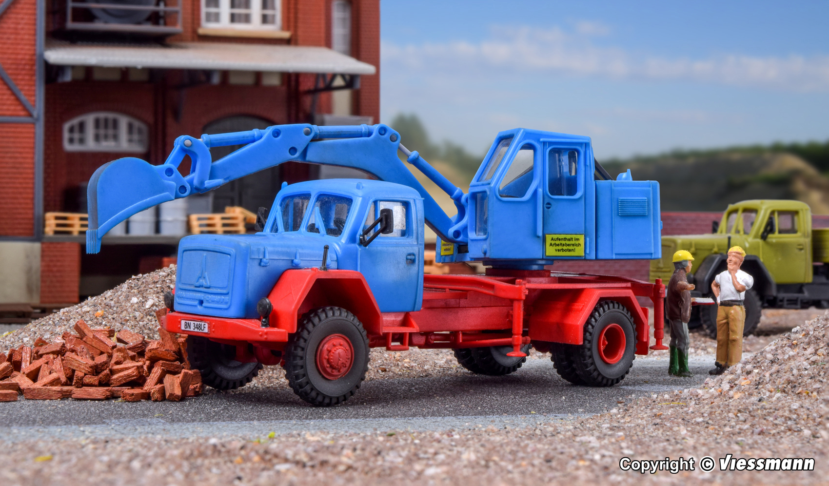 14130 MAGIRUS Eckhauber mit Bagger