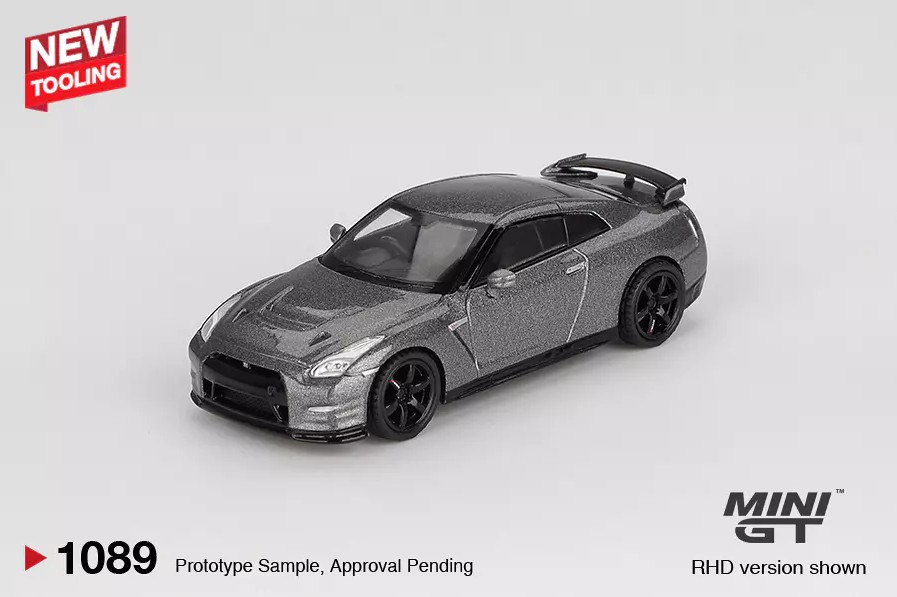 MGT01089-R MiniGT: Nissan GTR (R35) CRS VERSION