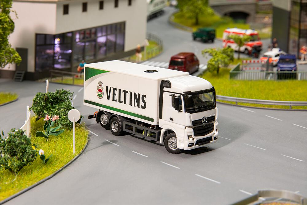 161320 Car System Digital LKW MB Actros Stream