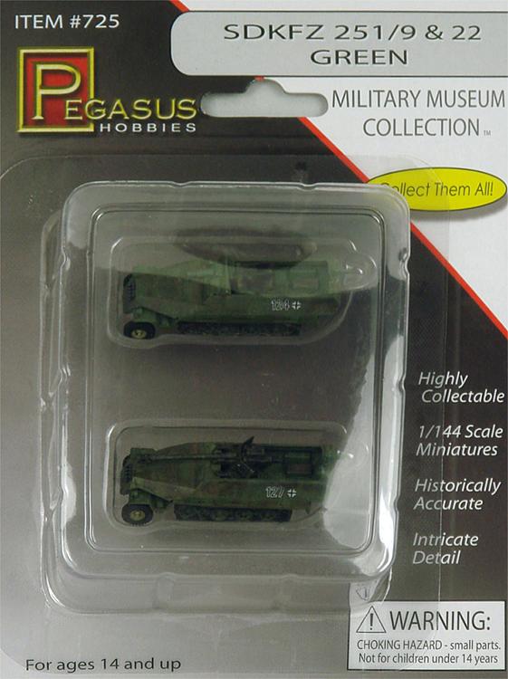 725 Sd.Kfz. 251/9&22, grün, 2 Fertigmodelle