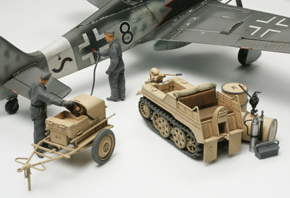 Tamiya 32533 Germ.Kettenkraftrad / Anlasswagen