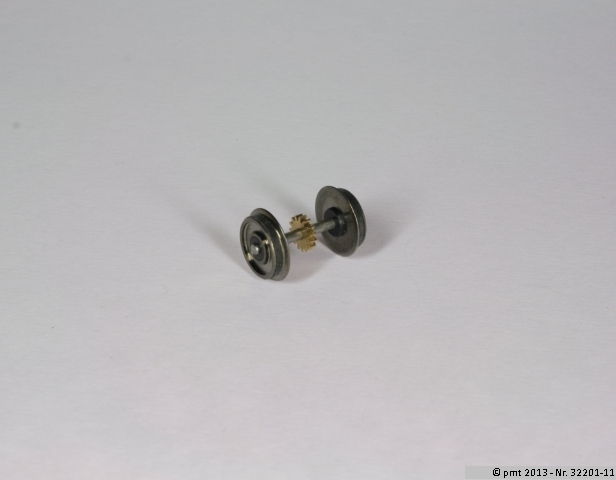 32201-11 Antriebsachse mit Haftreifen