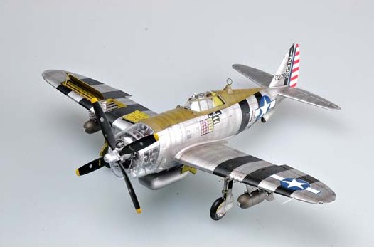 Trumpeter 752262 P-47D Thunderbolt Razorback Fighter