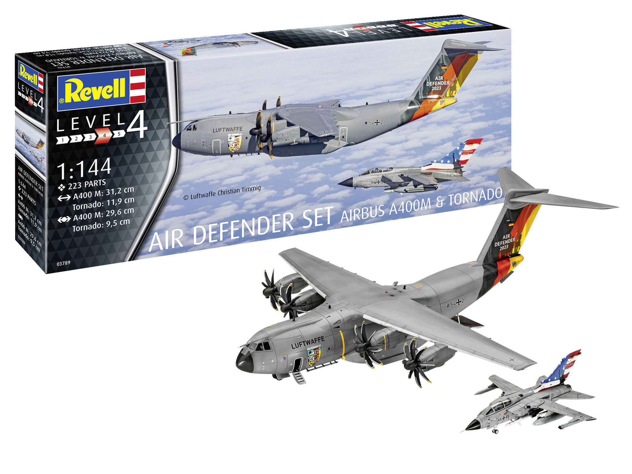 03789 Air Defender - A400M und Tornado