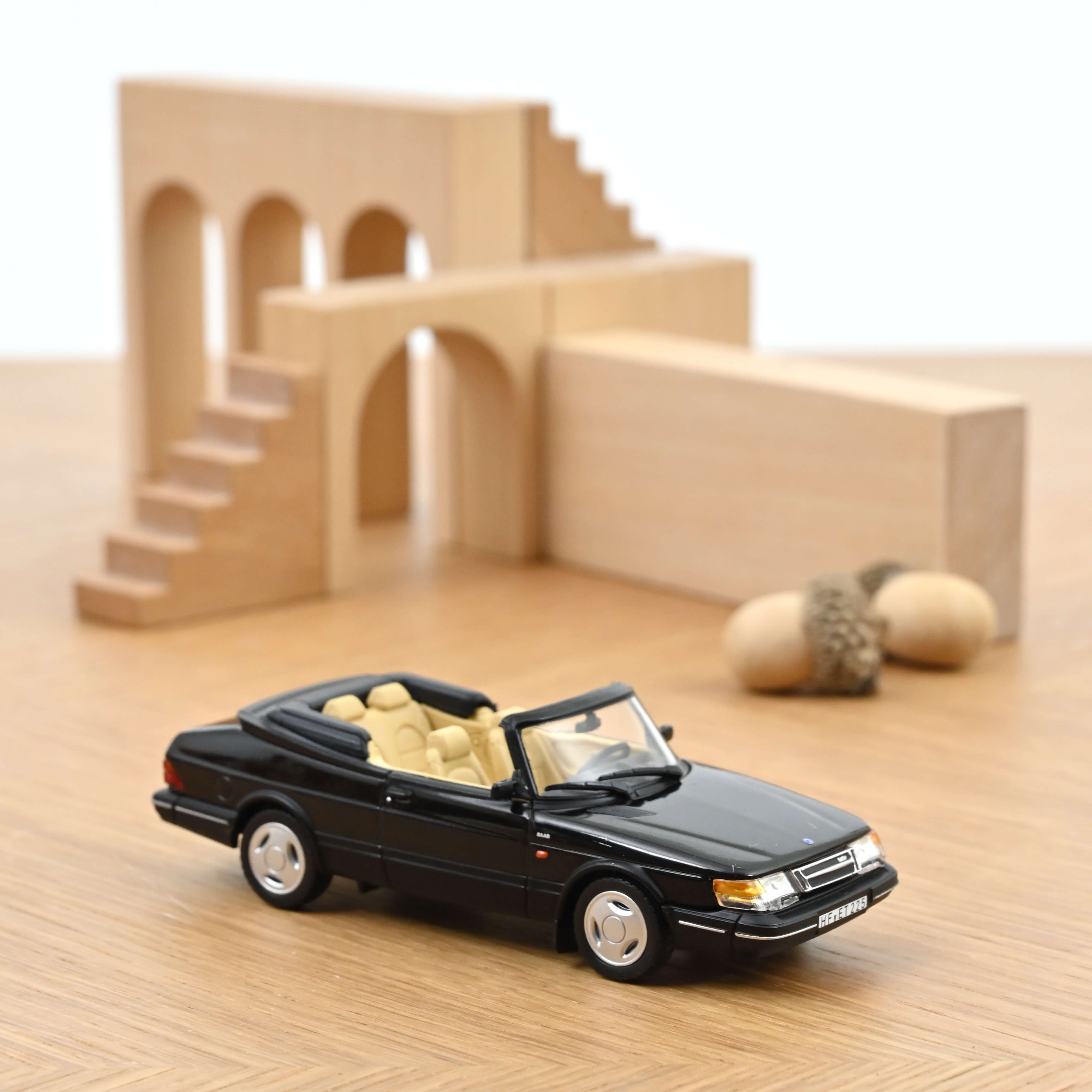 810045 Saab 900 Turbo Cabrio schwarz (1992)