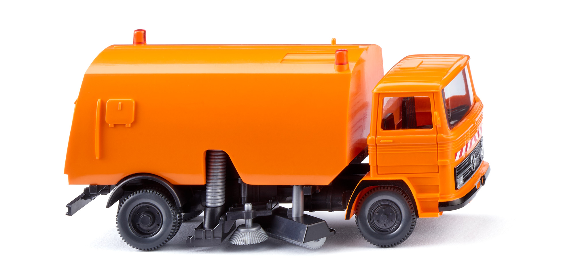 064206 MB 1113 Straßenkehrwagen orange