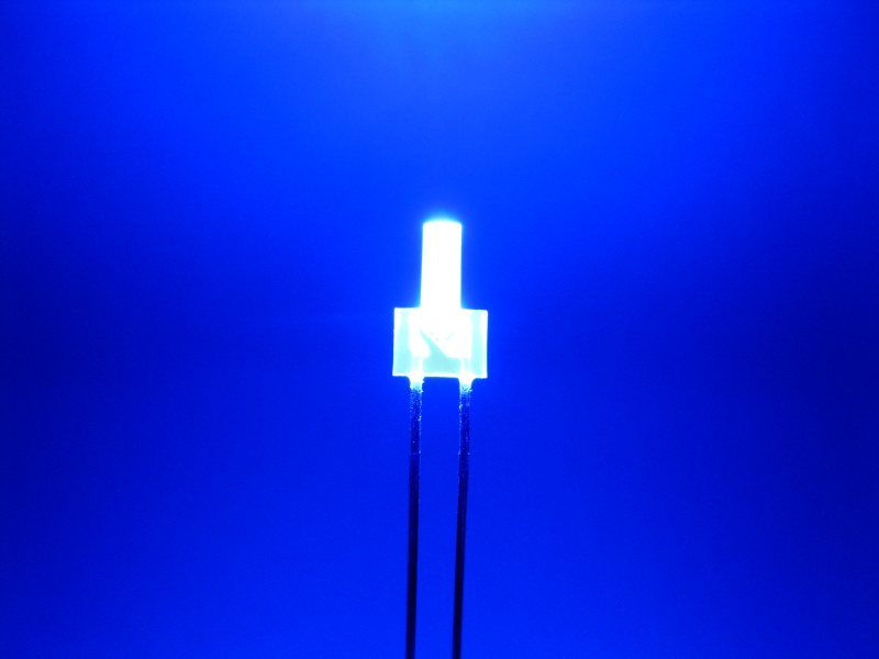50542 Tower LED lang 2mm blau diffus