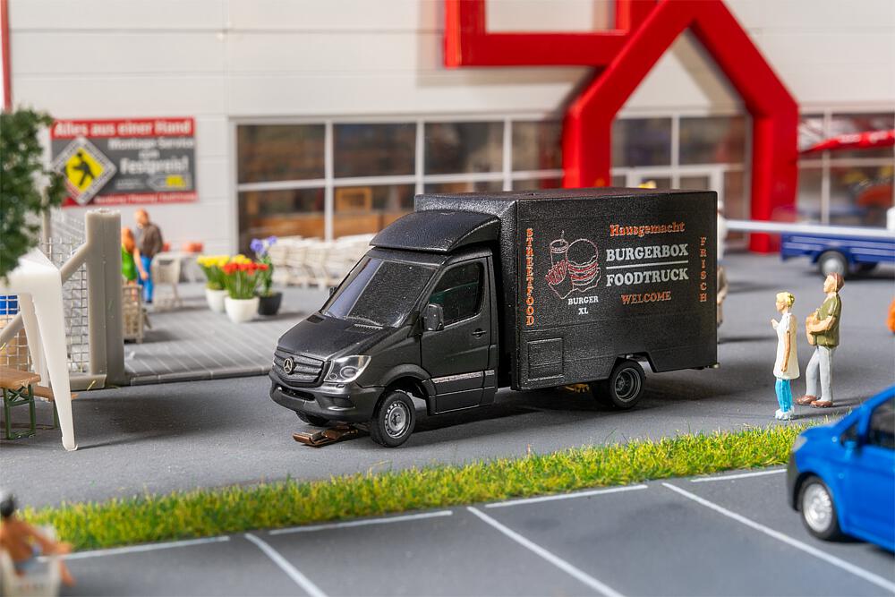 161324 Car System Digital MB Sprinte (HERPA)