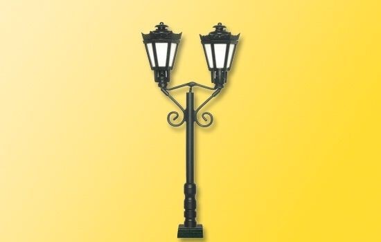 60731 LED Parklaterne zweiflammig, warmweiß