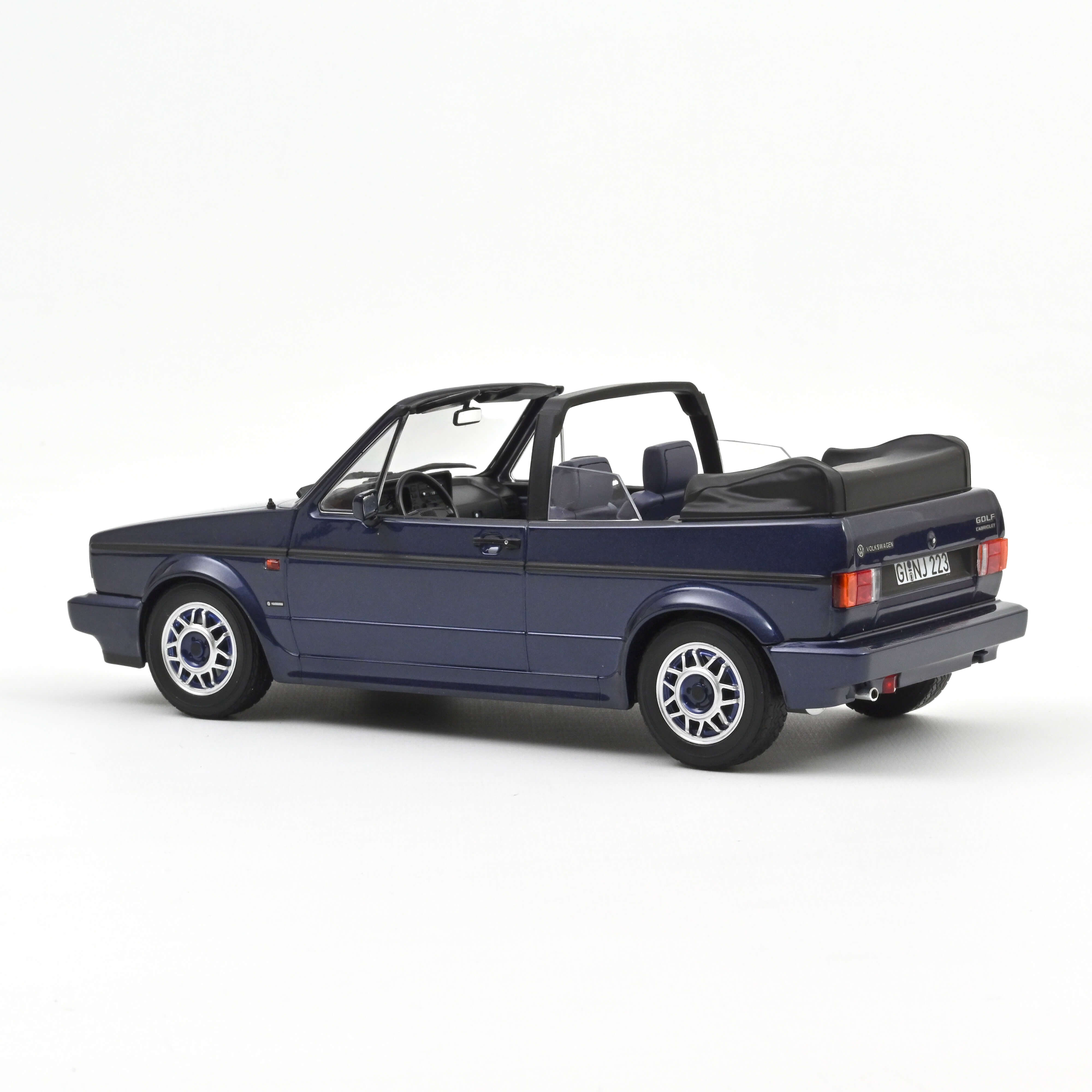 Norev 188628 VW Golf I Cabrio Quartett inca blue 1992