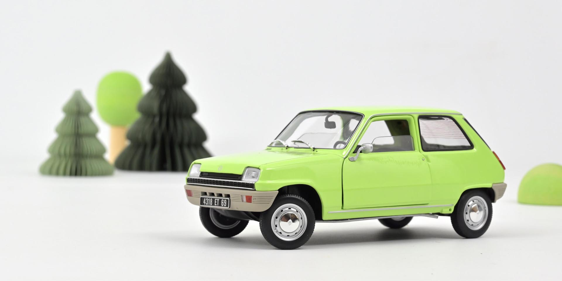 185155 Renault R5 grün 1972