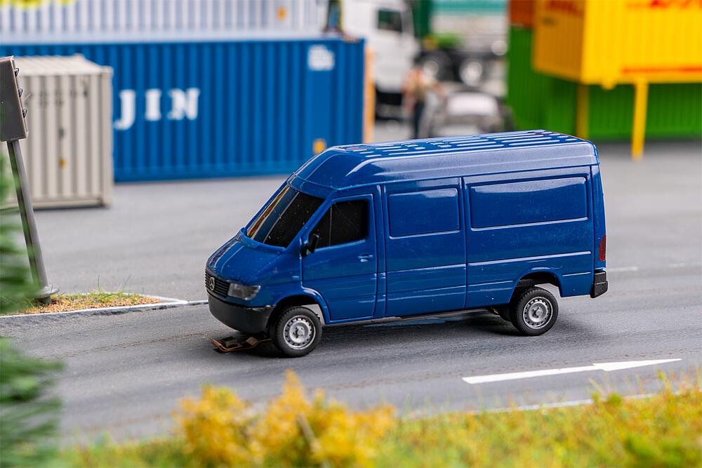 161438 MB Sprinter Kastenwagen (HERPA)