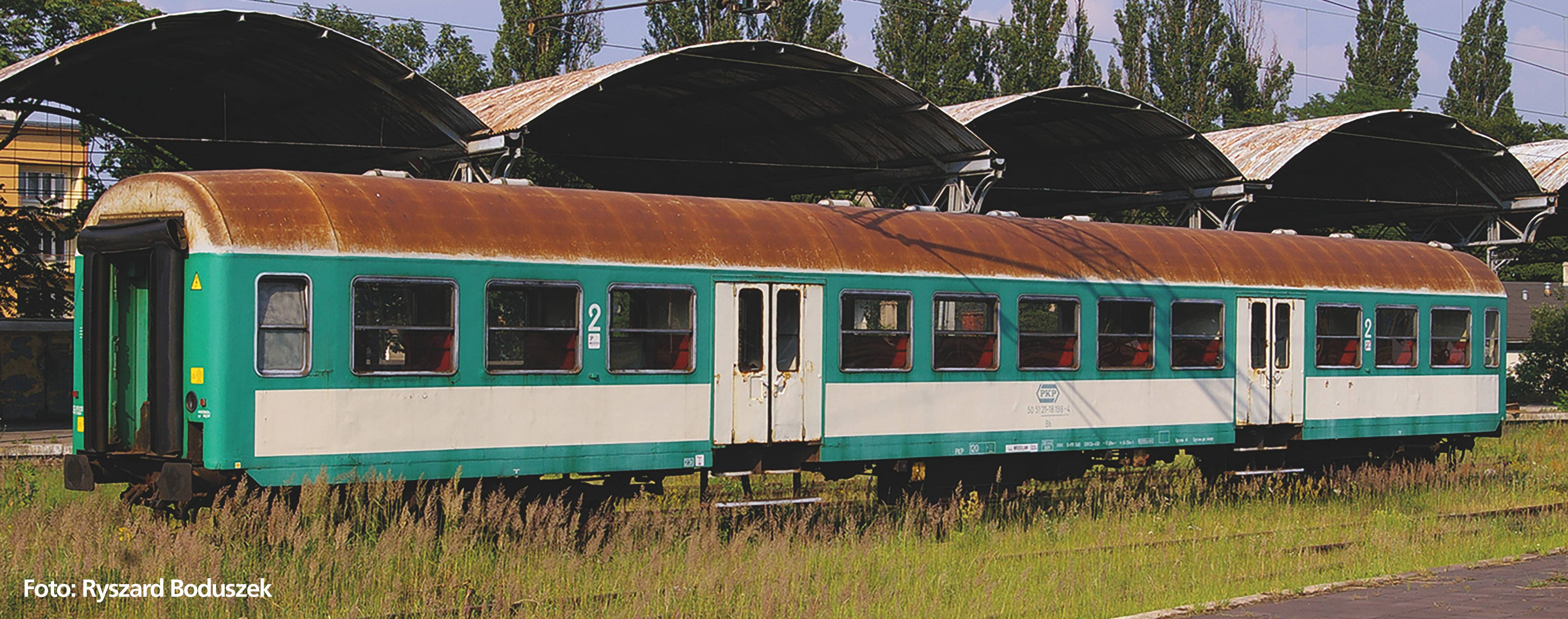 96660 PKP Personenwagen 120A 2.Kl. Ep.6