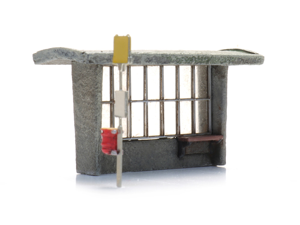316.103 Bushäuschen Beton mit Bushaltestelle