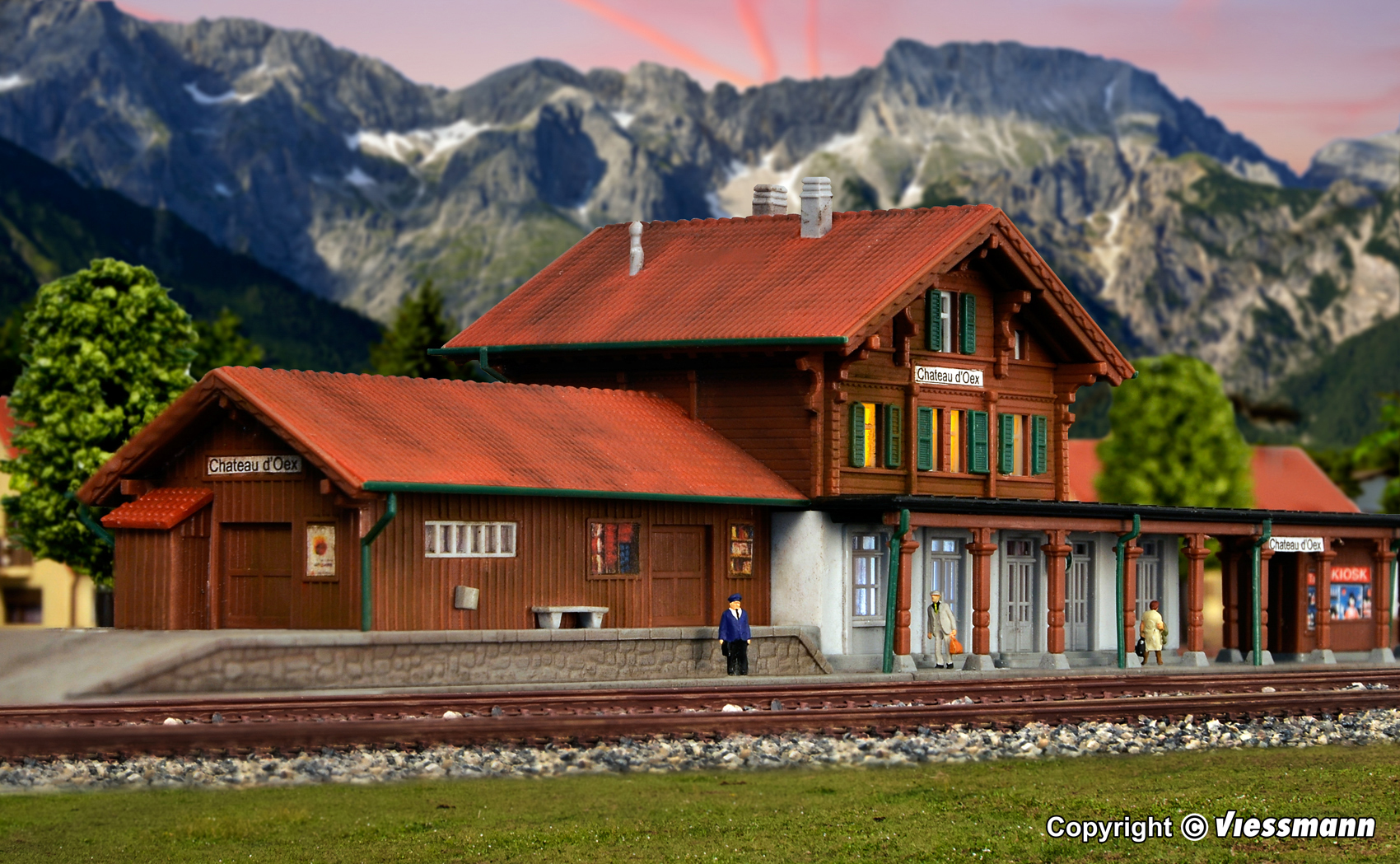 36703 Bahnhof Chateau d'Oex