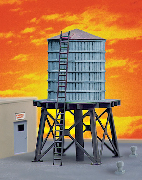 Walthers 3507 Wooden water tanks 3/